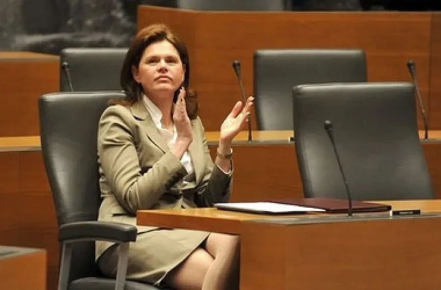 Министър-председателката на Словения подаде оставка