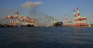 Китайски товарен кораб потъна