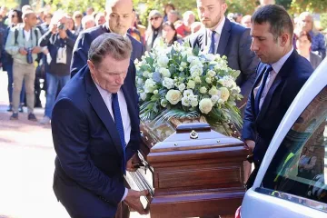 Стотици казват Сбогом на Кирил Маричков /СНИМКИ/