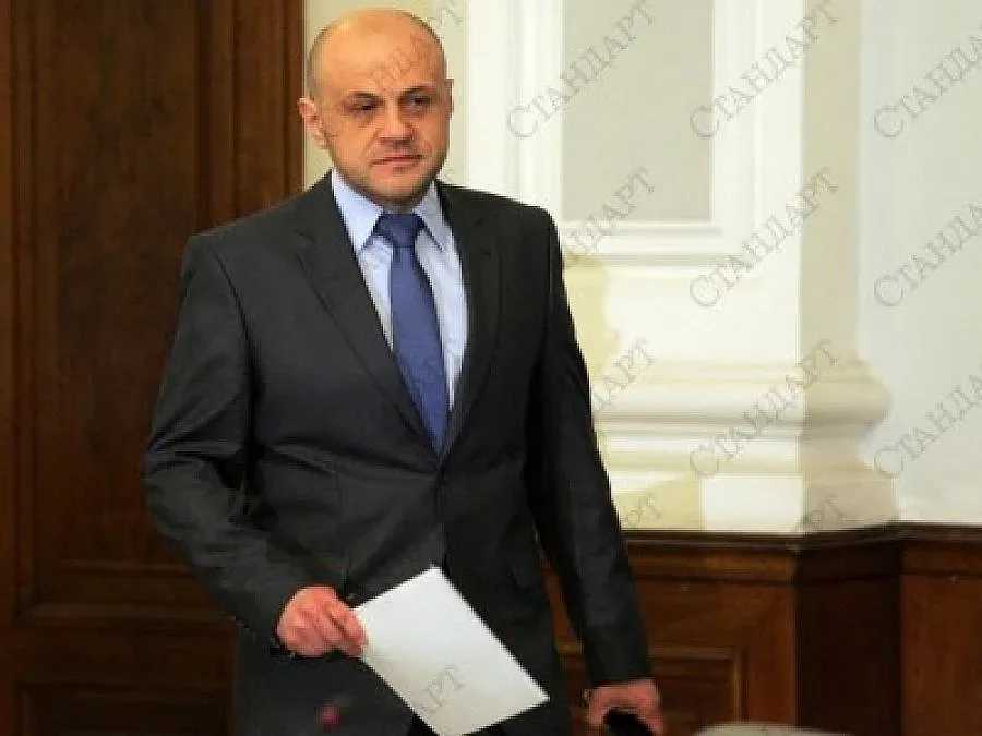 Дончев покани Станишев на предизборен дебат