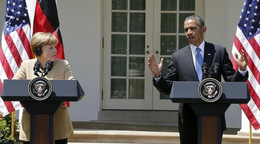 Обама и Меркел се заканиха за още санкции срещу Москва