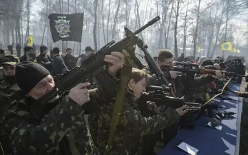 Освободиха наблюдателите от ОССЕ в Славянск
