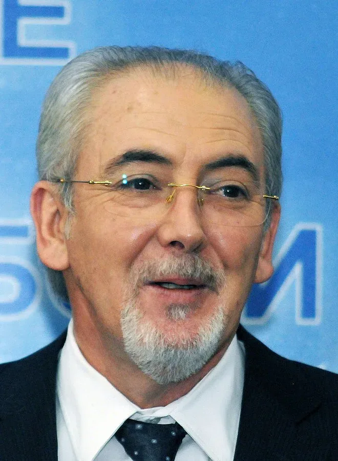 Местан праща и кметове при емигрантите