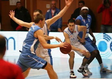 "Моряците": 2000 ни чакат за война