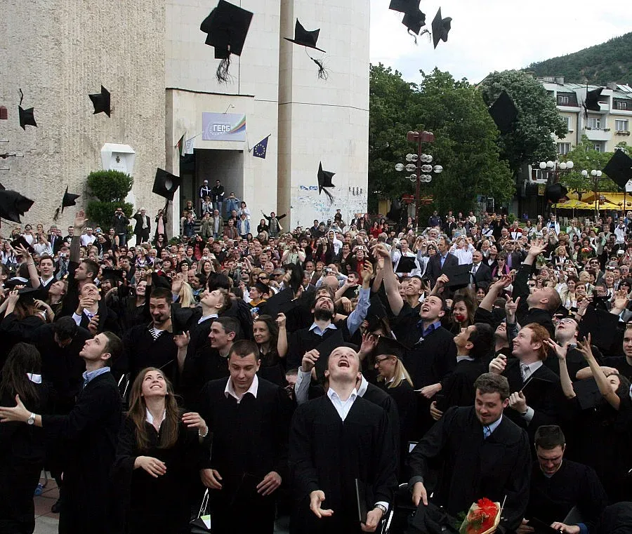 Учи, мама, за фасилити мениджър