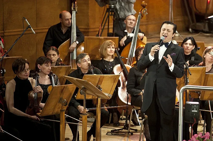 Васко Петров празнува 50 с концерт