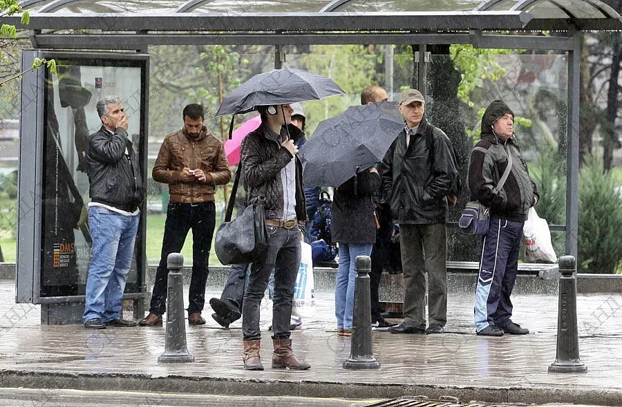 Дъждовните дни продължават