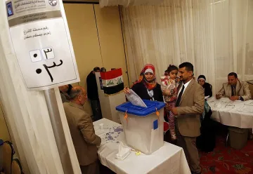 Ирак избира парламент на фона на насилие