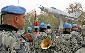 Тренировъчни самолети прелитат над столицата 
