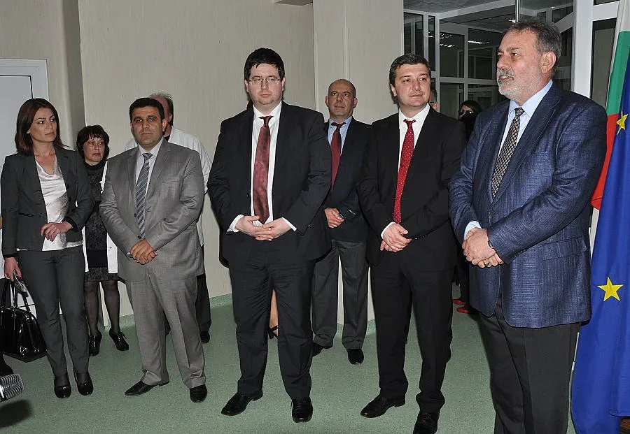 Чобанов: Да се работи за интегрирането на майките