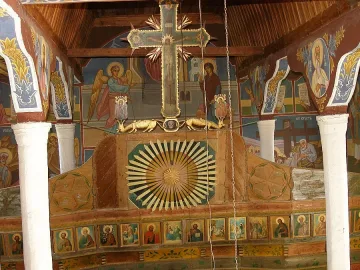 Раздол посреща храмов юбилей с нов параклис