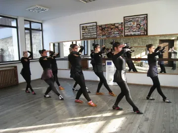 Австрийци снимат репортаж за "Филип Кутев"