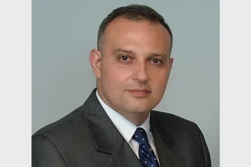 Социалист печели дело и дава парите на БСП