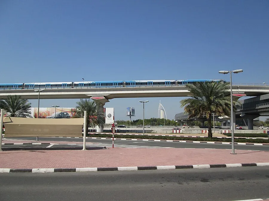 В дубайското метро пътуват и VIP-ове