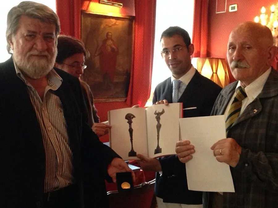 Вежди влезе в "Арсенал" с "Ритуал"