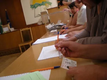 Община Симитли и с мобилна СИК