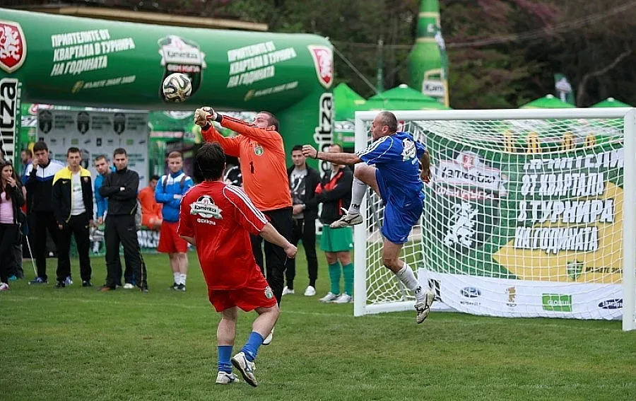  „Монако” на Бербатов губи от „Легендите”