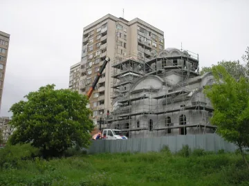 Осветиха първия купол на нов чудодеен храм