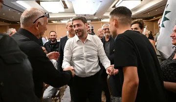 Преизбраха лидера на ПАСОК в Гърция