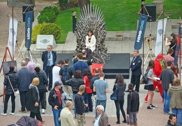 20 000 българи седнаха на трона от Game of Thrones