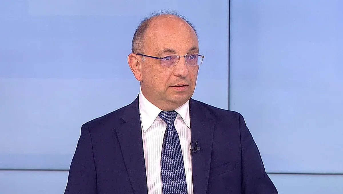 Вдигат ли данъците? Николай Василев каза какво ще се случи