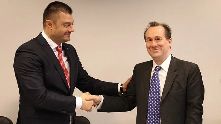 Европейските консерватори поканиха в групата си ББЦ