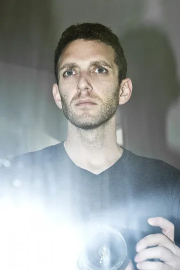 Бен - рок агентът на MTV