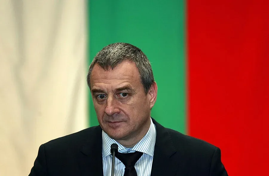 Йовчев: Няма чадър върху разследванията