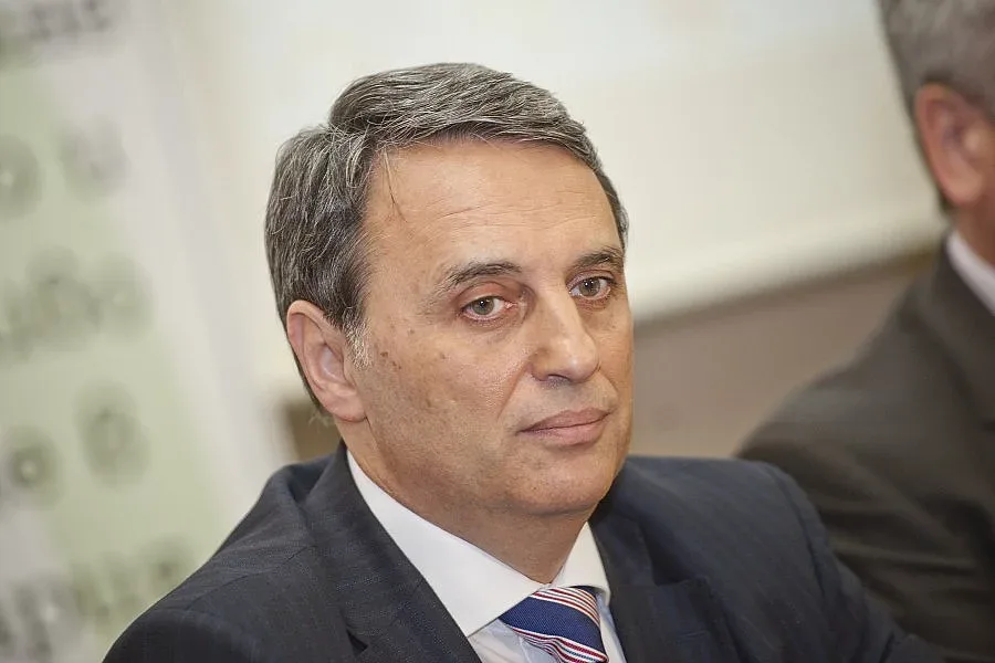 Ядем боядисана риба и зарзават с пестициди