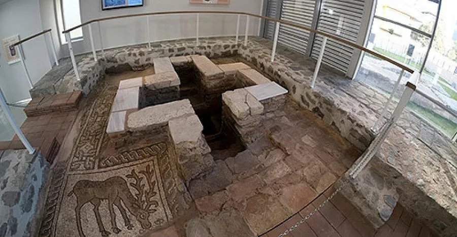 Отварят за туристи Малката базилика в Пловдив