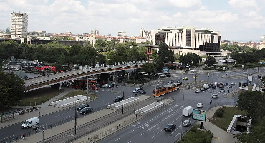 Загадъчни места в снимки на Моста на влюбените