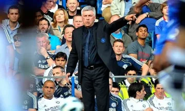 Залагат здраво за Карлето в "Юнайтед"