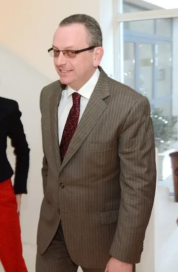 Искаме да приобщим младите към културата