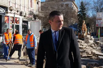 Кметът на Варна иска заместник  по транспорта и морската политика