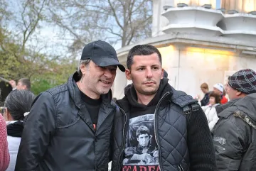 Куката седна на трона