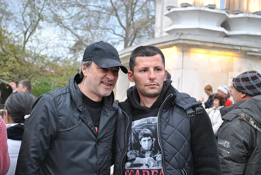 Куката седна на трона