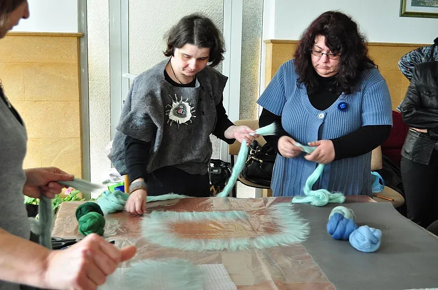 С ателие за плъстене на вълна Момчилград привлича туристи