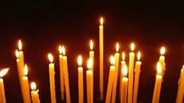 Закъснява самолетът с Благодатния огън от Божи гроб