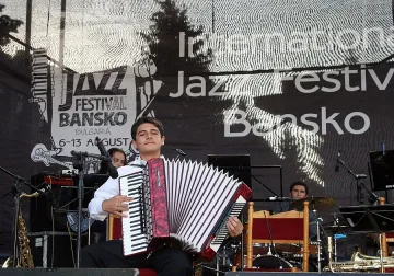 Музика, култура и спорт водят туристи през лятото в Банско