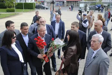 Станишев форсира закона за МВР
