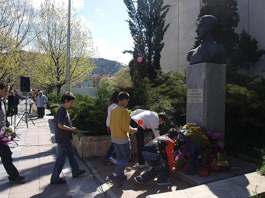 Почитат Македончето в Благоевград