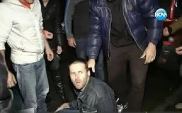 Измамени се саморазправиха с посредник за работа