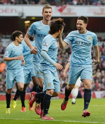 "Черна котка" мина път на Сити по пътя към титлата 