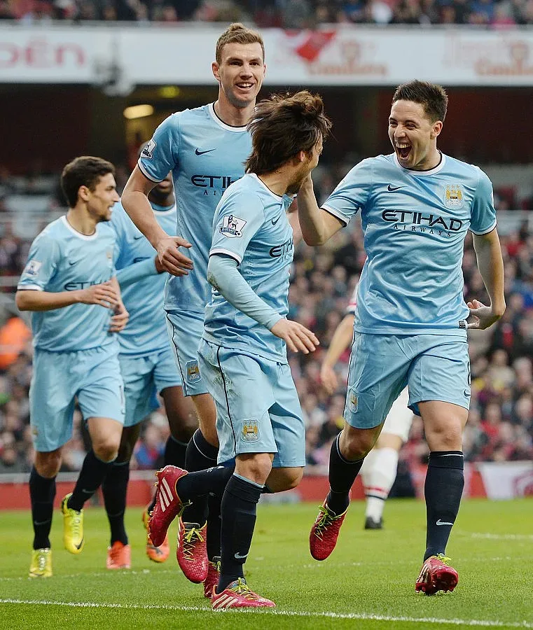 "Черна котка" мина път на Сити по пътя към титлата