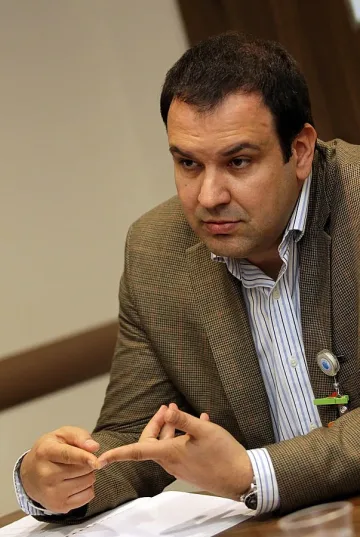 Хирурзите ни се готвят за операция като пилоти