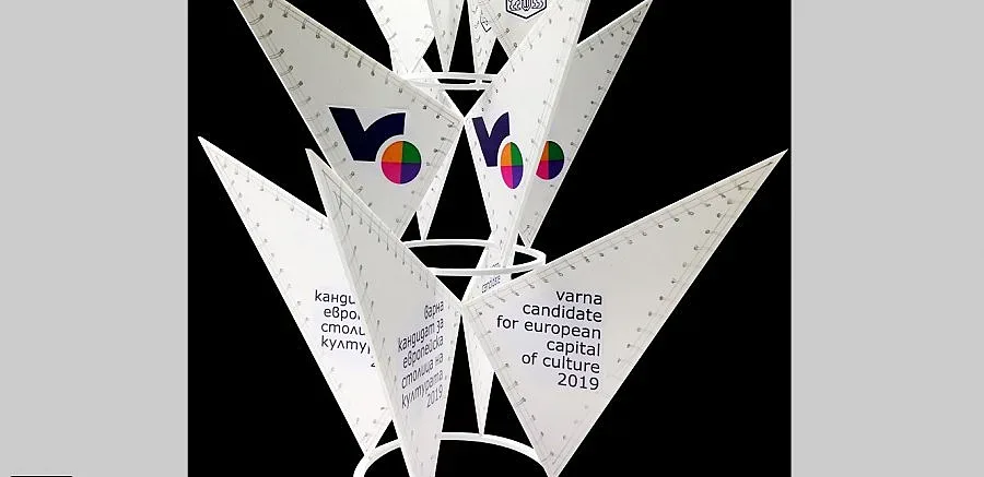 5-метрова инсталация на порт Варна посреща регатата „Тол Шипс"