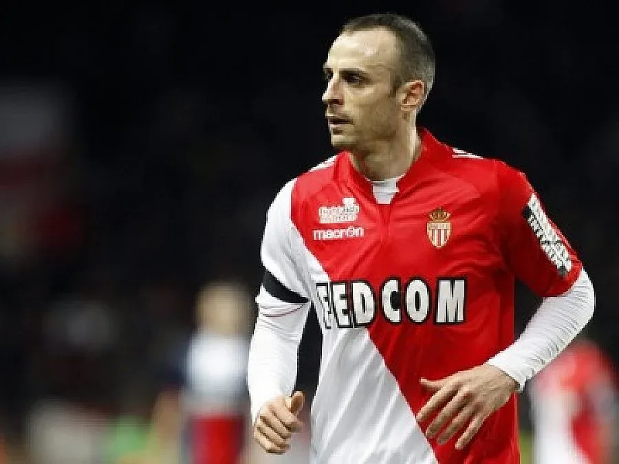 ВИДЕО: Бербатов показва класа