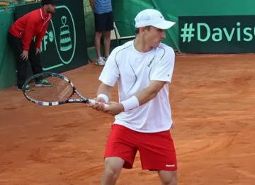 Националът Кутровски отпадна в Мексико 