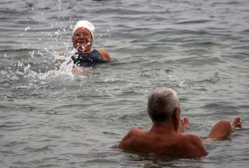 150 германски туристи посрещат Великден по морето