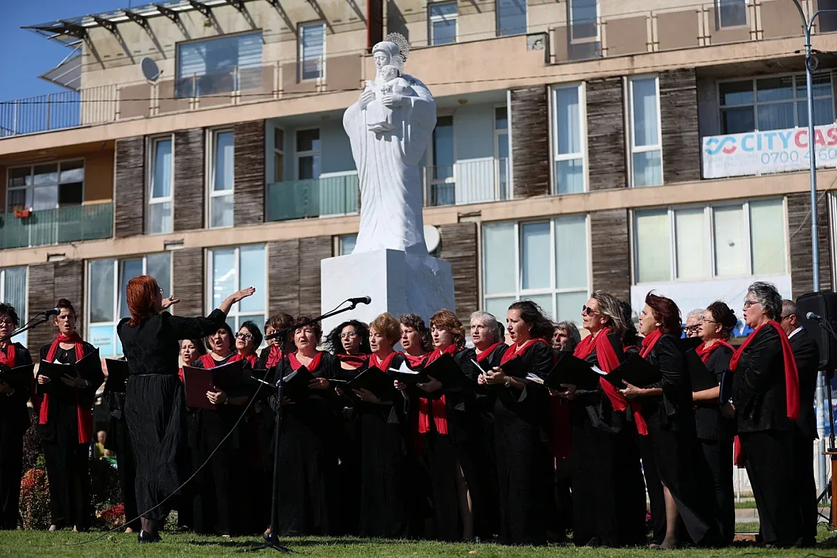 В Разлог се случи нещо уникално, вижда се от километри /СНИМКИ/